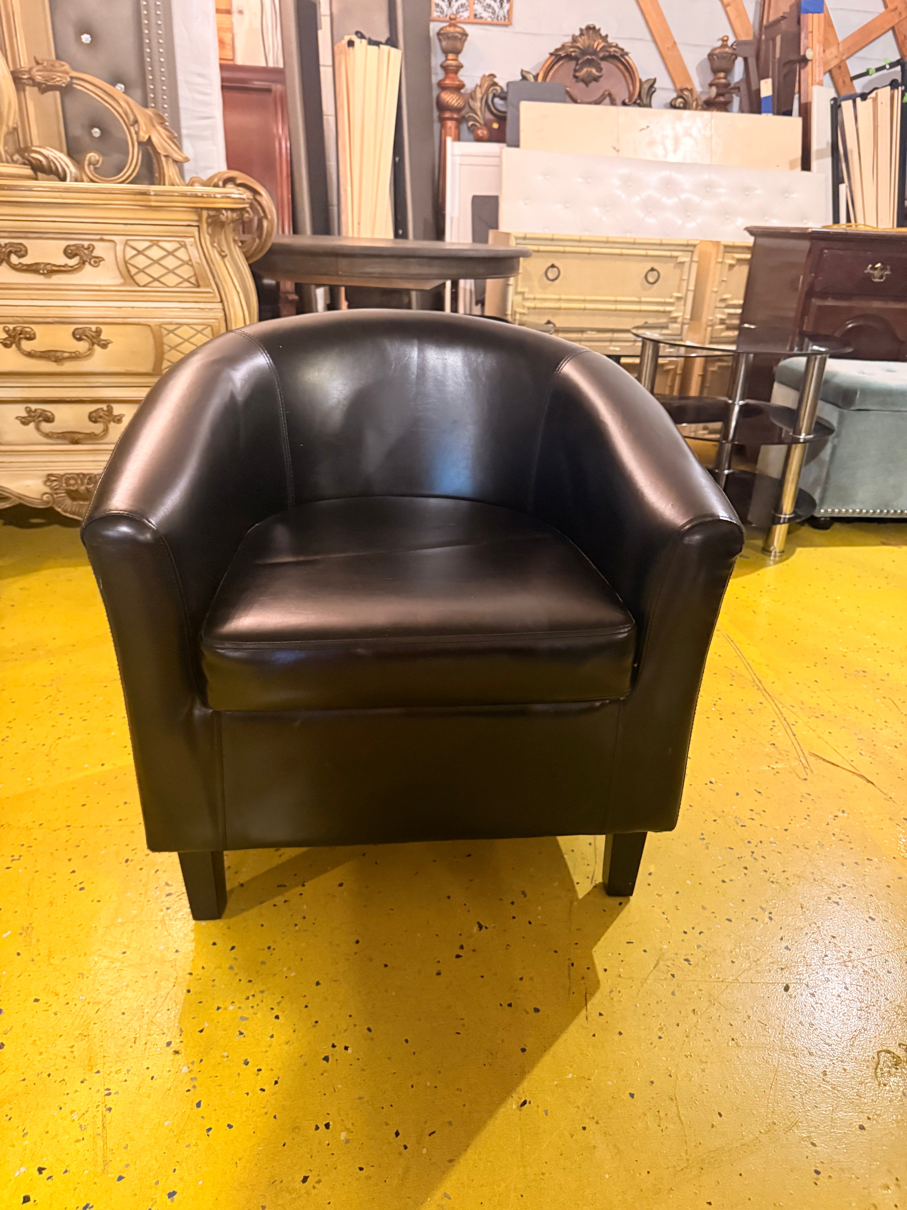 Classic Black Faux Leather Barrel Tub Chair