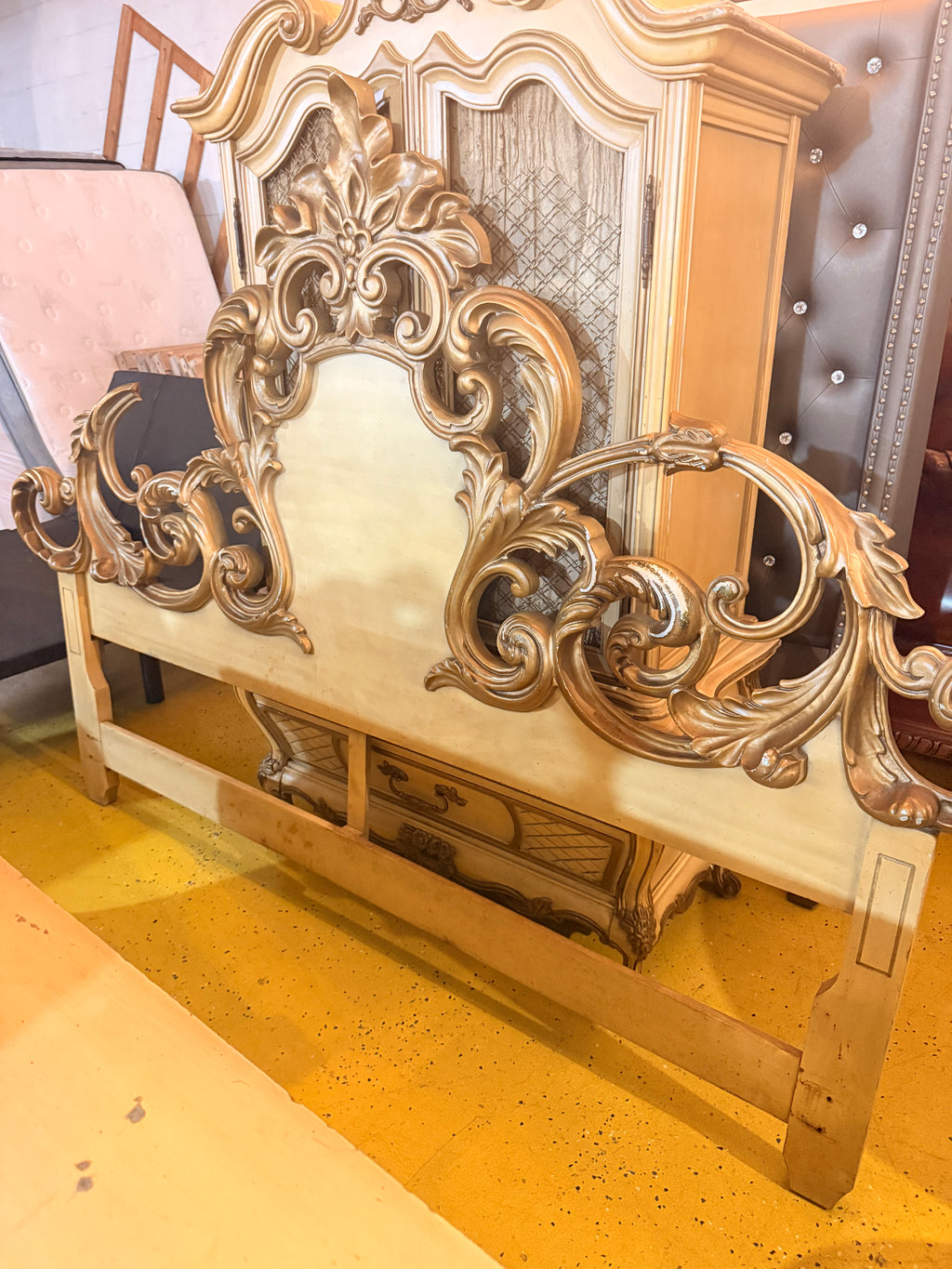 Ornate French Rococo/Louis XV-Style Bedroom Suite — 6-Piece Cream & Gold Collection